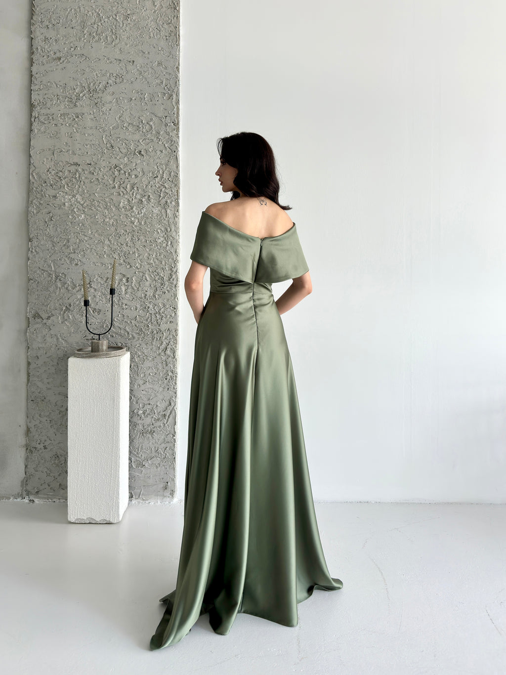 Off-Shoulder Bow Structured Satin Maxi Dress - Olive Green