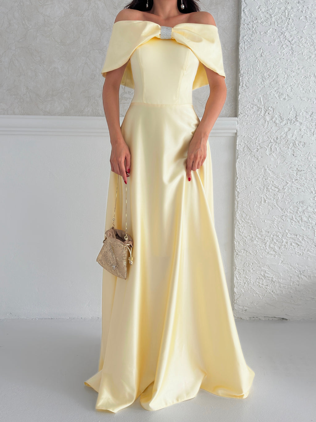 Off-Shoulder Bow Structured Satin Maxi Dress - Pale Yellow