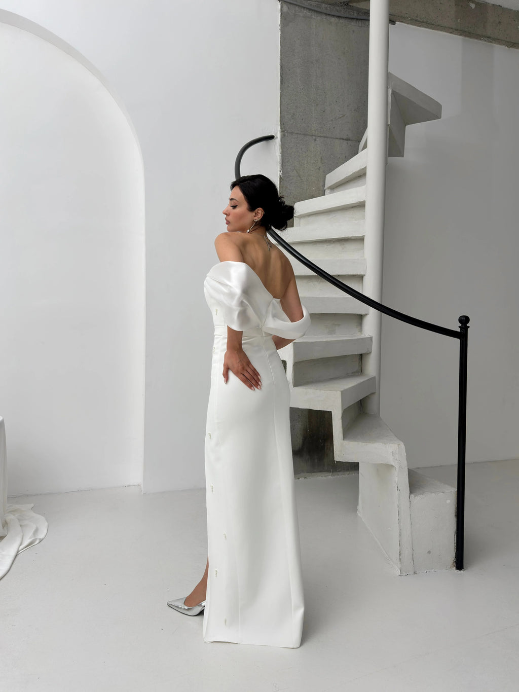 Pearl Embellished Off-Shoulder Maxi Dress - White - Mirelline Store