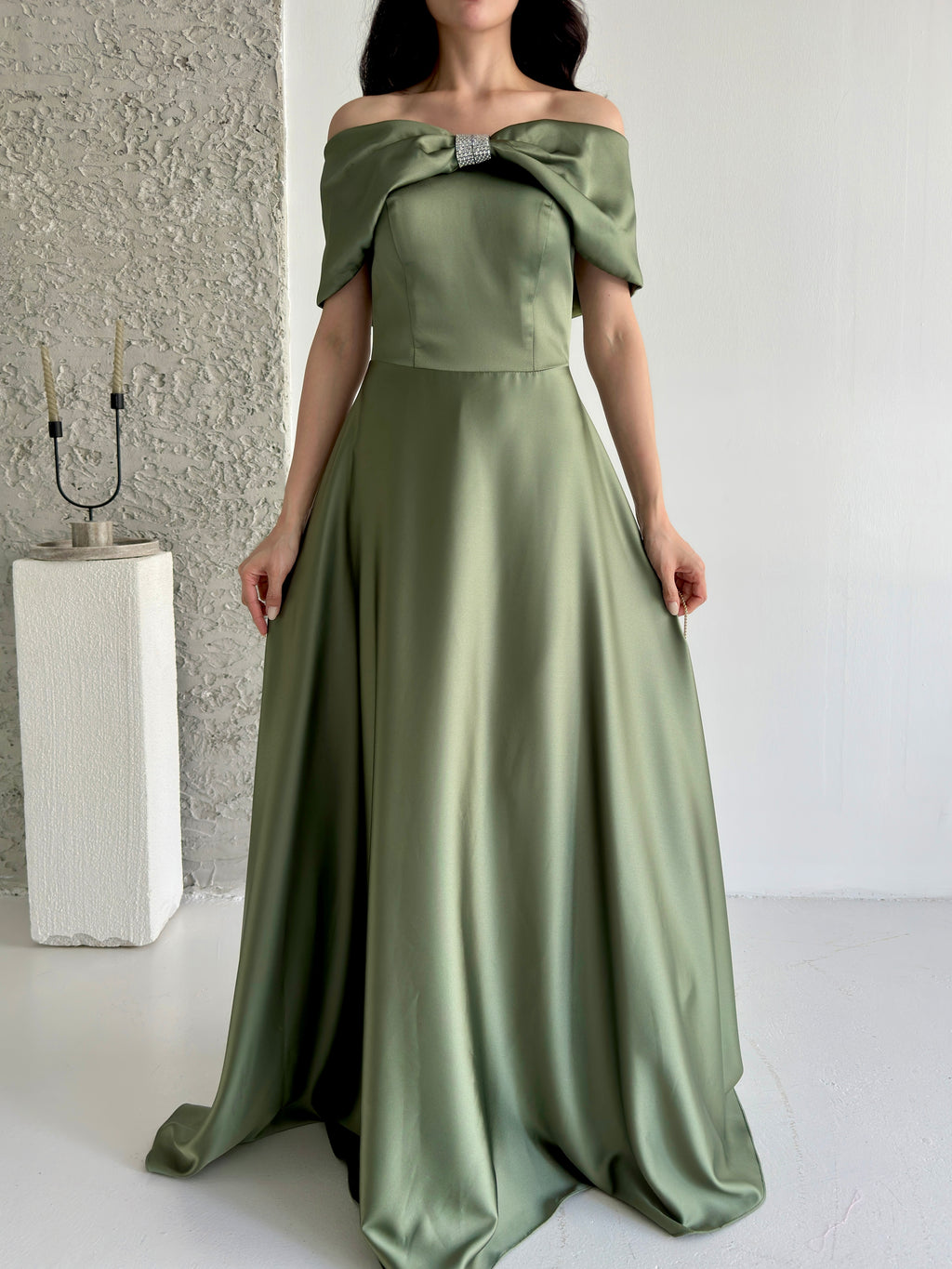 Off-Shoulder Bow Structured Satin Maxi Dress - Olive Green